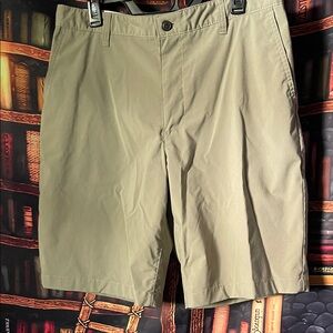 Dockers Men's Khaki Flat Front Shorts